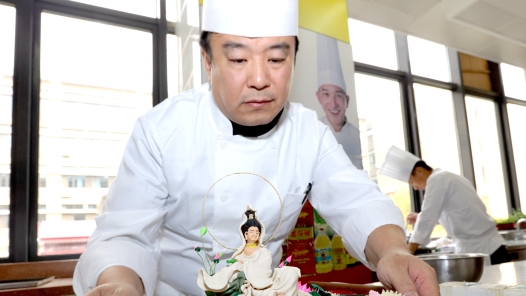 牛京剛：用教育打磨廚師這個(gè)職業(yè)