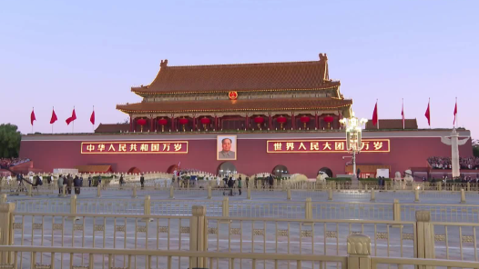 新華社快訊：9月3日北京天安門(mén)廣場(chǎng)將舉行閱兵