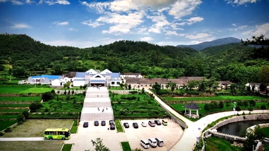 銘記歷史 緬懷先烈·今昔巨變丨曾經(jīng)的小山村變身“紅色美麗村莊”