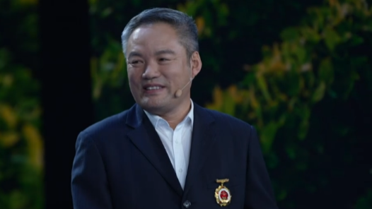 閃亮如你·2025年“最美職工”｜胡喜平：為高產(chǎn)廣適奮“豆”三十年