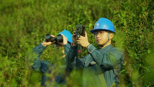 “00后”電力小哥羅山限定游