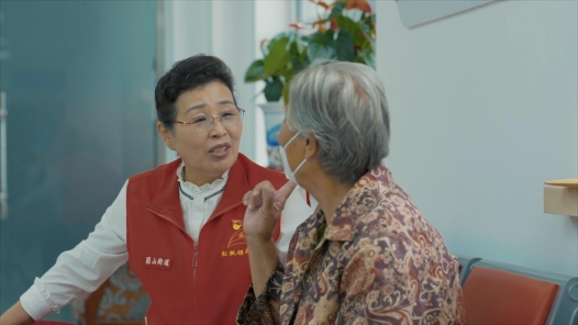 吳亞琴：以“穿針引線”般的細(xì)致化解千家難題