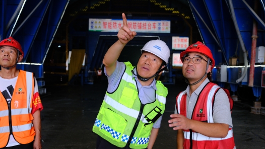 海上長城 匠心筑路