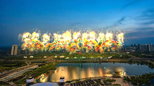 成都世運(yùn)會(huì)｜繽紛萬(wàn)千 共通交融——主創(chuàng)團(tuán)隊(duì)解讀成都世運(yùn)會(huì)開(kāi)幕式