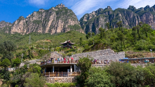 銘記歷史 緬懷先烈｜英雄的土地上，奮斗譜新篇