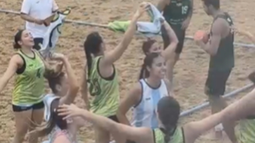 沙灘上的熱血激戰(zhàn)！小眾項(xiàng)目燃爆世運(yùn)賽場(chǎng)