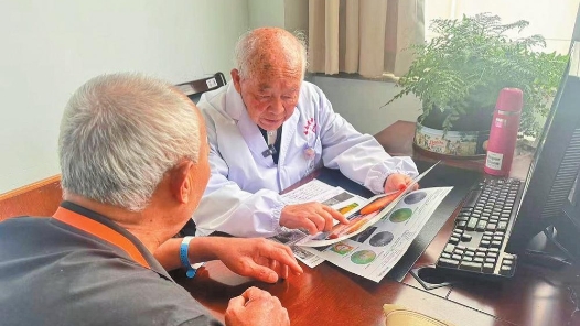 六十五載懸壺詮釋醫(yī)無止境