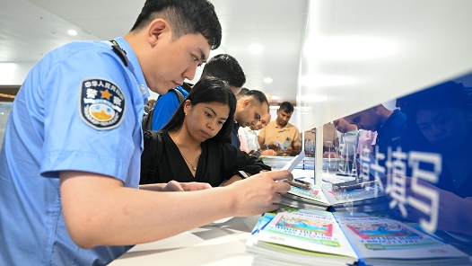 李強(qiáng)在政府工作報告中提出，進(jìn)一步擴(kuò)大高水平對外開放