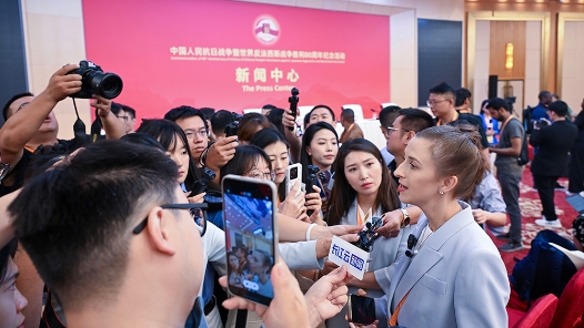 探訪抗戰(zhàn)勝利80周年紀(jì)念活動新聞中心