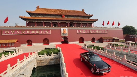 閱兵式完整視頻｜習(xí)近平乘車(chē)檢閱地面方隊(duì) 受閱方隊(duì)發(fā)出豪邁誓言