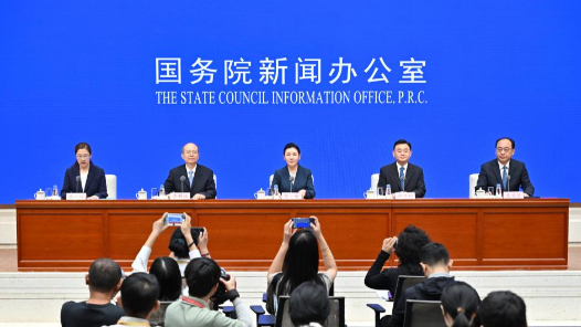 高質(zhì)量完成“十四五”規(guī)劃丨立法服務更精準、行政檢查更規(guī)范、為民司法更高效——“十四五”時期司法行政工作有力服務經(jīng)濟社會高質(zhì)量發(fā)展