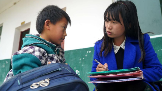 特崗計(jì)劃實(shí)施20年 累計(jì)為3萬(wàn)多所農(nóng)村學(xué)校選聘教師118萬(wàn)人