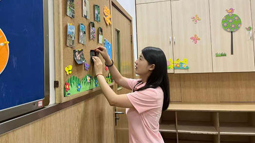 新華全媒+｜師者如光，微以致遠(yuǎn)——各地多彩活動(dòng)慶祝教師節(jié)