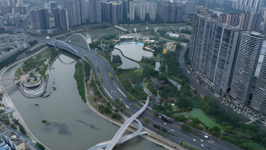 奮勇?tīng)?zhēng)先，決戰(zhàn)決勝“十四五”｜成都加力推動(dòng)產(chǎn)業(yè)園區(qū)高質(zhì)量發(fā)展