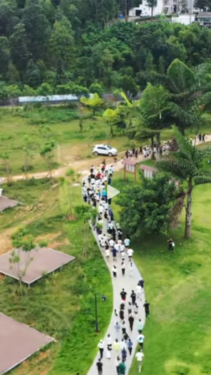 青春正當(dāng)時(shí)，祝愿所有的“青春探路者”勇敢追夢(mèng)，發(fā)光發(fā)亮！