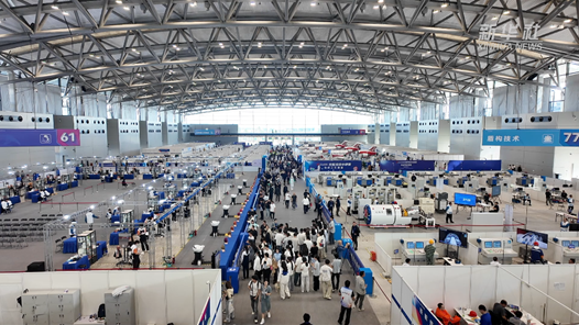 看全國技能大賽中工匠們的“神操作”