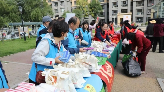 內蒙古總工會聯(lián)合婦聯(lián)開展個人信息保護宣傳活動 筑牢網(wǎng)絡安全防線