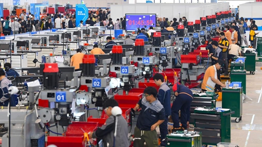 新華視點(diǎn)丨透視第三屆全國技能大賽：技能人才如何向“新”？