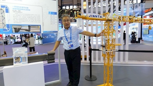 焊接絕活引圍觀“小發(fā)明”創(chuàng)造“大效率”