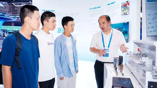 國網(wǎng)嘉興供電公司職工創(chuàng)新成果亮相工匠大會