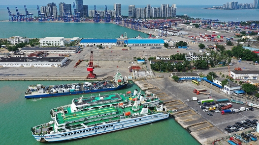 李強(qiáng)在政府工作報告中介紹，一年來持續(xù)加強(qiáng)政府建設(shè)，創(chuàng)新和完善社會治理