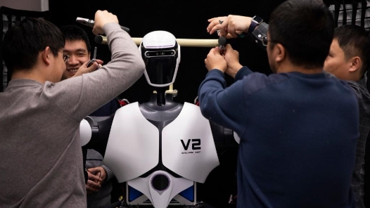 新華鮮報(bào)·“十四五”亮點(diǎn)丨60%全球?qū)＠I(lǐng)跑！AI激活數(shù)字經(jīng)濟(jì)新引擎