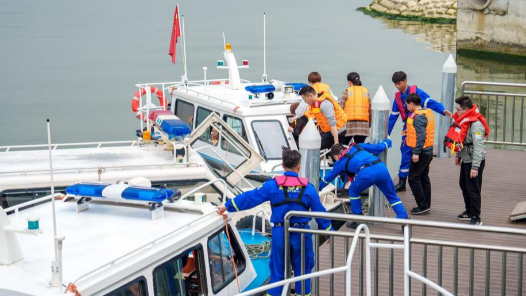 創(chuàng)新實施“安康杯”競賽評選機(jī)制 探索交通綜合執(zhí)法職工安全能力提升體系