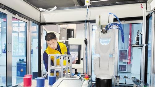 河北：促進(jìn)更多技能人才擁抱新質(zhì)生產(chǎn)力