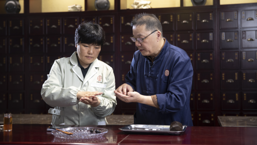 胡葉珍：中藥傳統(tǒng)技能的“守藝人”