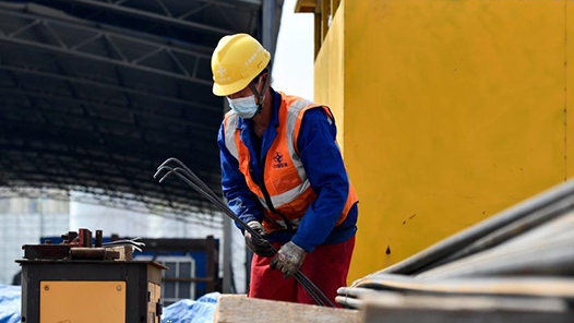 安徽：架起產(chǎn)業(yè)工人成才階梯