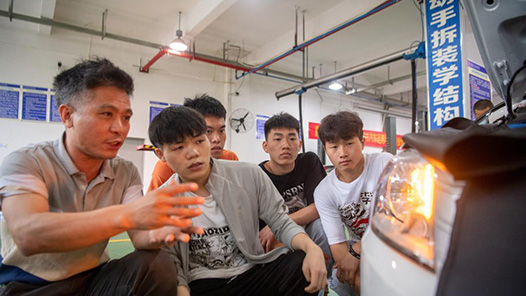 讓技能人才更多更能｜競賽引領(lǐng)教學(xué)：人人都參與 個個可出彩