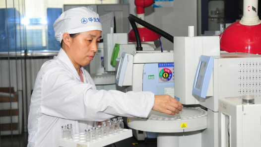 王書會：二十載躬耕檢驗(yàn)一線 以匠心筑牢用藥安全防線