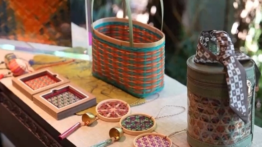 學(xué)習(xí)貫徹黨的二十屆四中全會精神｜發(fā)展文化事業(yè)和文化產(chǎn)業(yè)