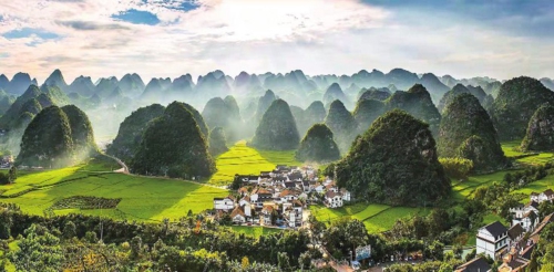 貫徹四中全會精神一線見聞｜貴州榕江因地制宜發(fā)展縣域經(jīng)濟 立足“村超”跳出“村超”做強特色產(chǎn)業(yè)