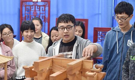 云南鎮(zhèn)康技能人才向“新”而行