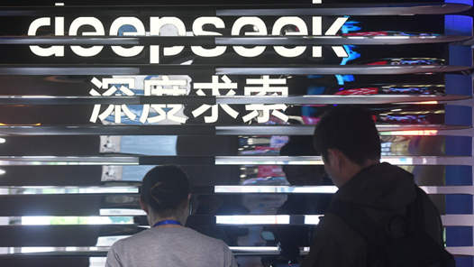 培養(yǎng)懂AI又懂制造業(yè)的復(fù)合型人才