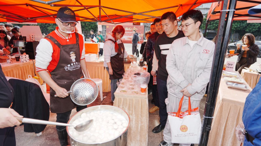 福建福州：民俗為媒織密幸福網(wǎng) 服務(wù)為本暖透職工心