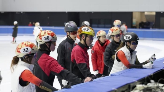 中國(guó)短道隊(duì)即將出征 領(lǐng)隊(duì)談冬奧目標(biāo)：為國(guó)爭(zhēng)光