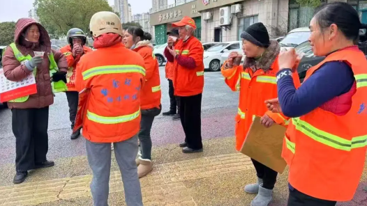 福建省泉州市總工會“娘家人”寒冬送暖 情系職工鼓干勁