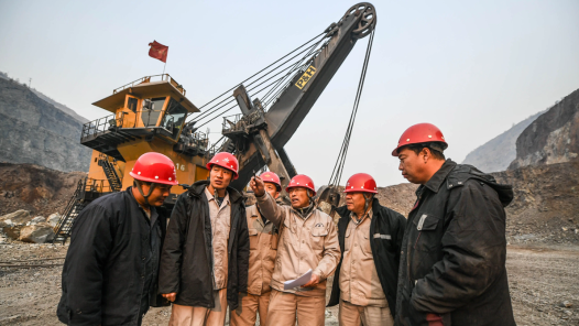 新春走基層·回訪“習(xí)近平與一線職工朋友們”的故事｜“這是總書(shū)記夸贊過(guò)的工裝”