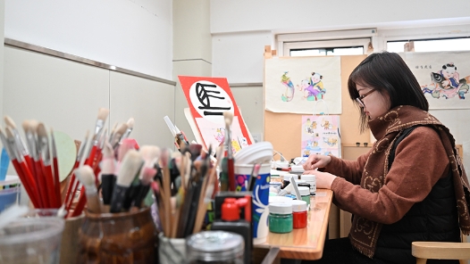 新春走基層｜年畫(huà)繪新意 馬年展新姿