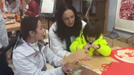 米蘭冬奧會(huì)“中國之家”人氣滿滿 意大利觀眾直呼2026要馬到成功