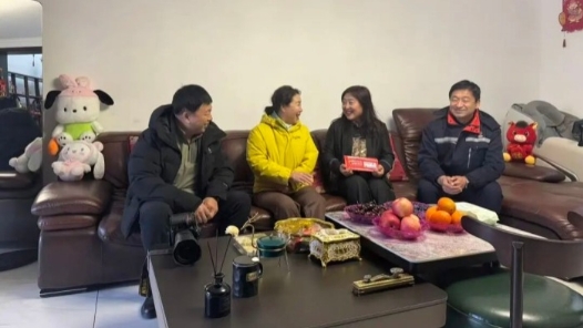 內(nèi)蒙古通遼市總工會(huì)“四送”舉措將關(guān)懷精準(zhǔn)送達(dá)職工身邊