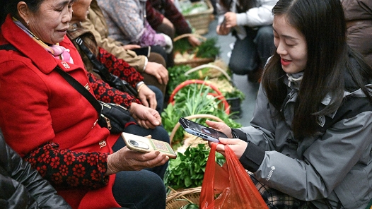 新春走基層｜山區(qū)“慢火車” 新春年味足