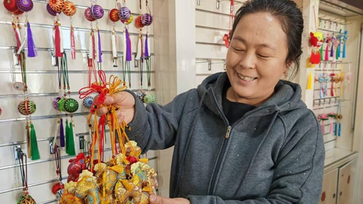 新春走基層丨苦豆豆里的“甜味道”