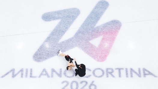 追光｜無畏拼搏，中國冰雪健兒的“拜年貼”