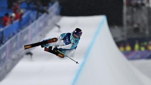 冬奧會｜女子自由式滑雪U池：四名中國選手“組團”進決賽 谷愛凌談失誤