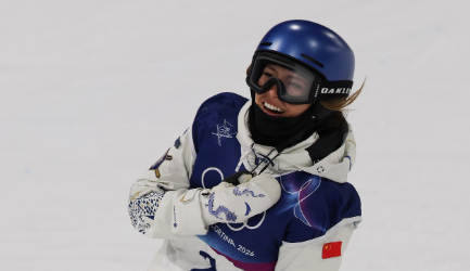 谷愛凌出戰(zhàn)的米蘭冬奧會自由式滑雪U池決賽推遲至22日進行