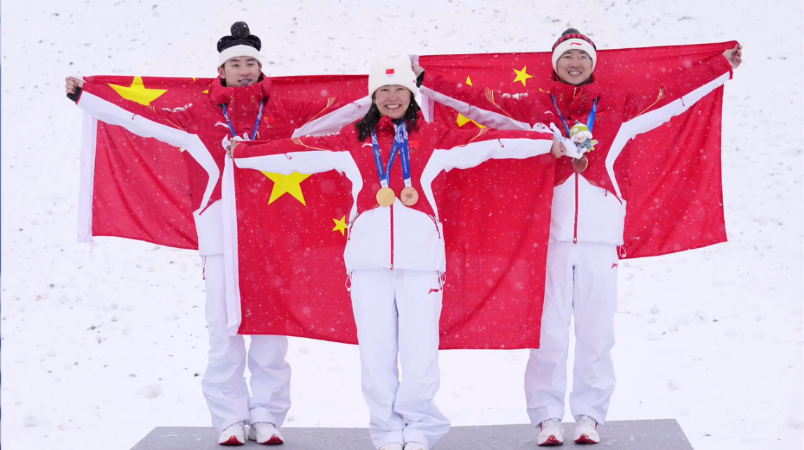 大咖說丨“桃心夫婦”：彼此托舉 頂峰相見