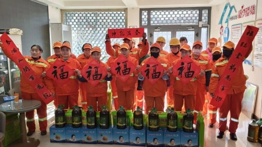 青海工會縱深推進(jìn)“兩節(jié)”送溫暖行動